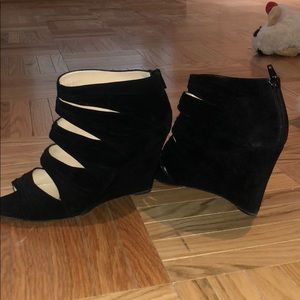 Christian louboutin suede wedges